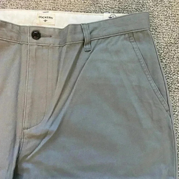 Dockers Perfect Pant - Picture 4 of 6